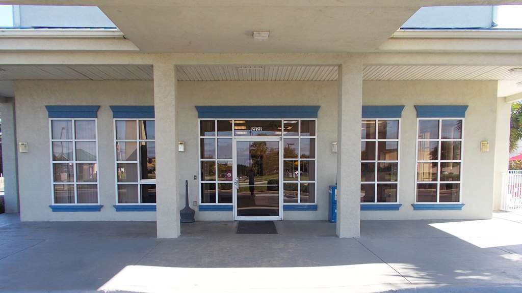 Hotel Baymont By Wyndham Marianna Exterior foto